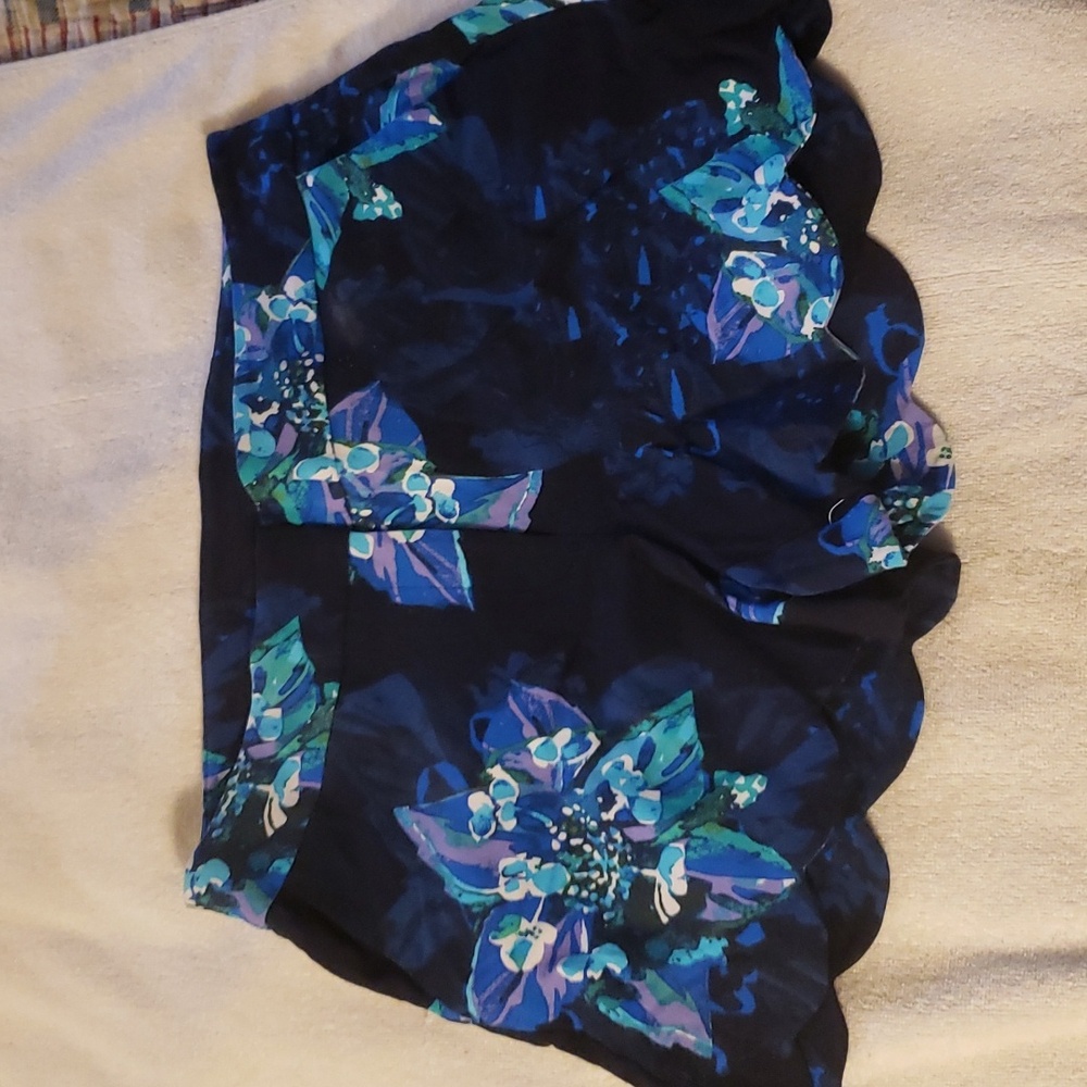 Attyre NY, size 10, multi colored/majority is blue